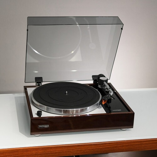 THORENS-TD1500-1024x1024