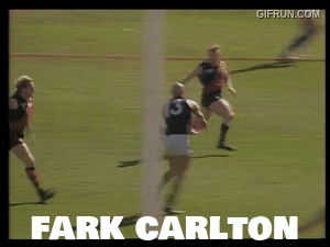 Dean_Wallis_takes_out_Mil_Hanna__1993_GF (2)